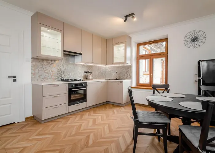 Kolegialna 8 Apartment Plock