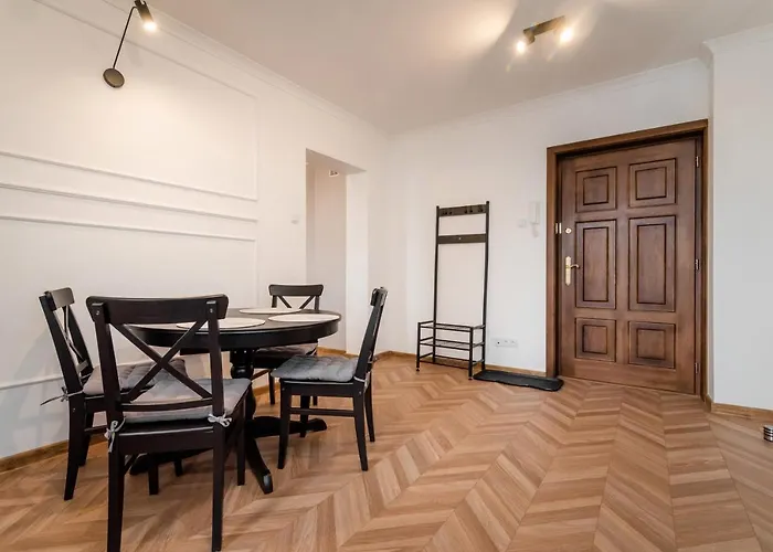 Kolegialna 8 * Plock